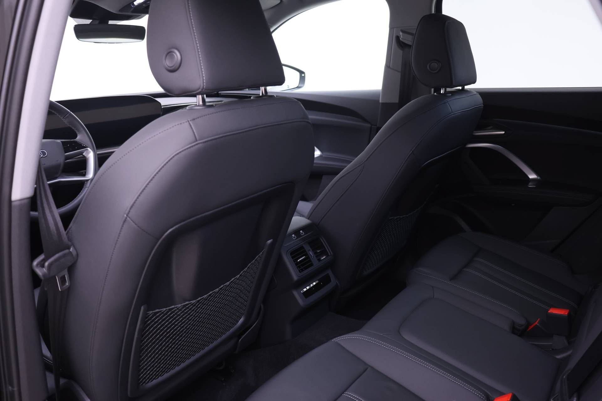 Certified 2025 Audi Q5 Premium AWD/4WD image 14