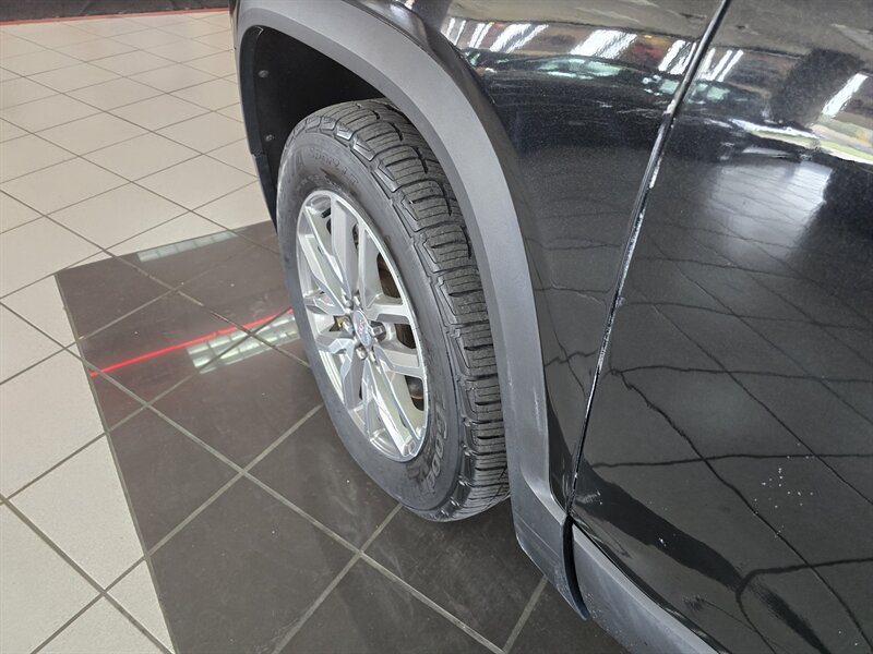 Used 2018 GMC Acadia SLE w/ Driver Alert Package I AWD/4WD image 42