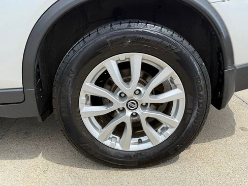 Used 2019 Nissan Rogue S w/ Special Edition Package AWD/4WD image 49