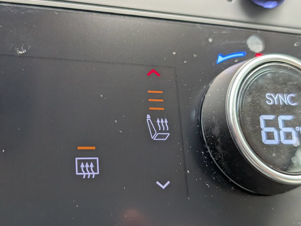 Used 2024 Hyundai Sonata SEL FWD image 23