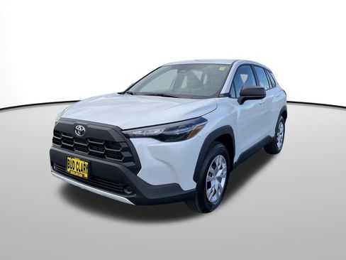 New 2026 Toyota Corolla Cross L image 8