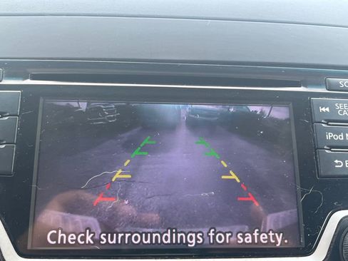 Used 2017 Nissan Frontier SV w/ SV Value Truck Package image 9