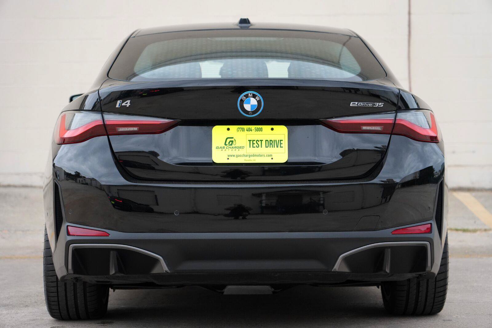 Used 2023 BMW i4 eDrive35 w/ Premium Package RWD image 11