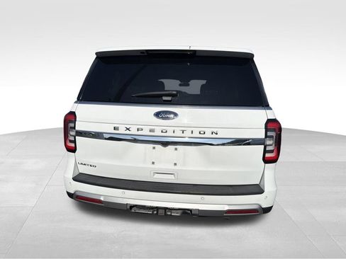 Used 2024 Ford Expedition Limited RWD image 4