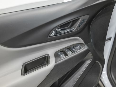 Used 2023 Chevrolet Equinox LS w/ LS Convenience Package image 15