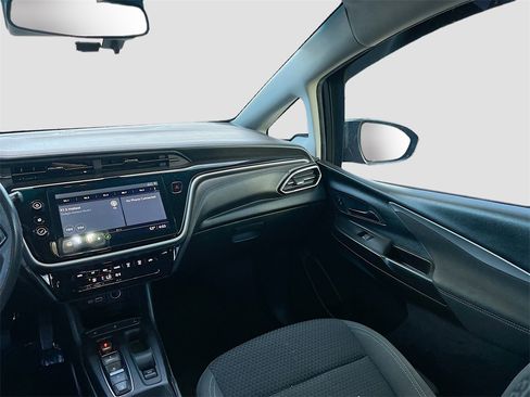 Used 2022 Chevrolet Bolt LT image 22