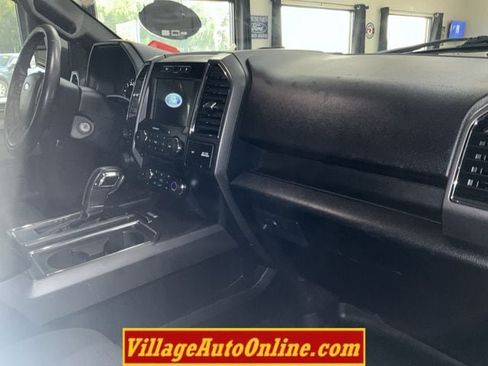 Used 2017 Ford F150 XLT w/ Equipment Group 302A Luxury AWD/4WD image 24