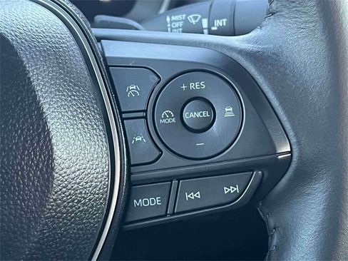 Certified 2025 Toyota Corolla XSE image 26