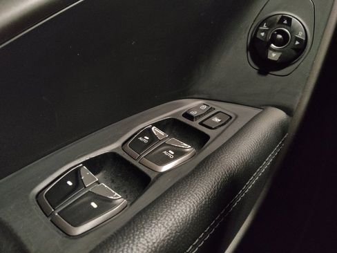 Used 2019 Hyundai Santa Fe XL image 27