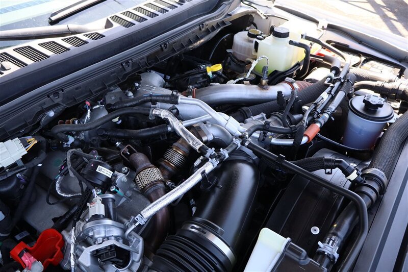 Used 2024 Ford F250 Platinum AWD/4WD image 12