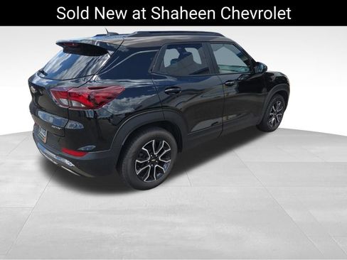 Used 2022 Chevrolet TrailBlazer ACTIV w/ Sun and Liftgate Package FWD image 9