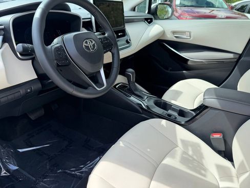 Used 2024 Toyota Corolla XLE FWD image 19