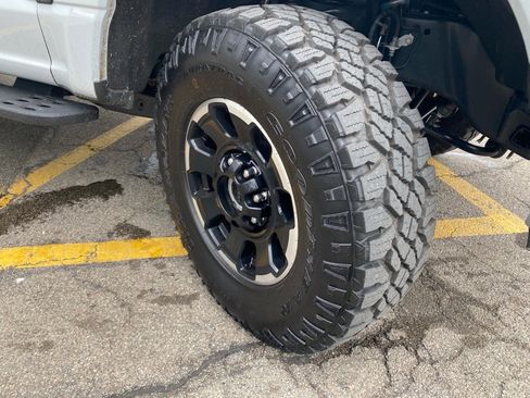Used 2026 Ford F250 Lariat w/ Tremor Off-Road Package AWD/4WD image 29