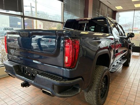 Used 2019 GMC Sierra 1500 AT4 w/ Off Road Performance Package image 10