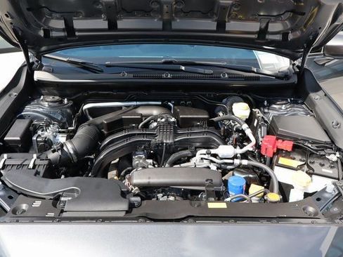 Used 2025 Subaru Crosstrek 2.0i Premium image 19