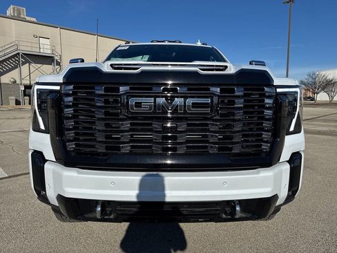 New 2026 GMC Sierra 2500 Denali Ultimate w/ Max Trailering Package image 9