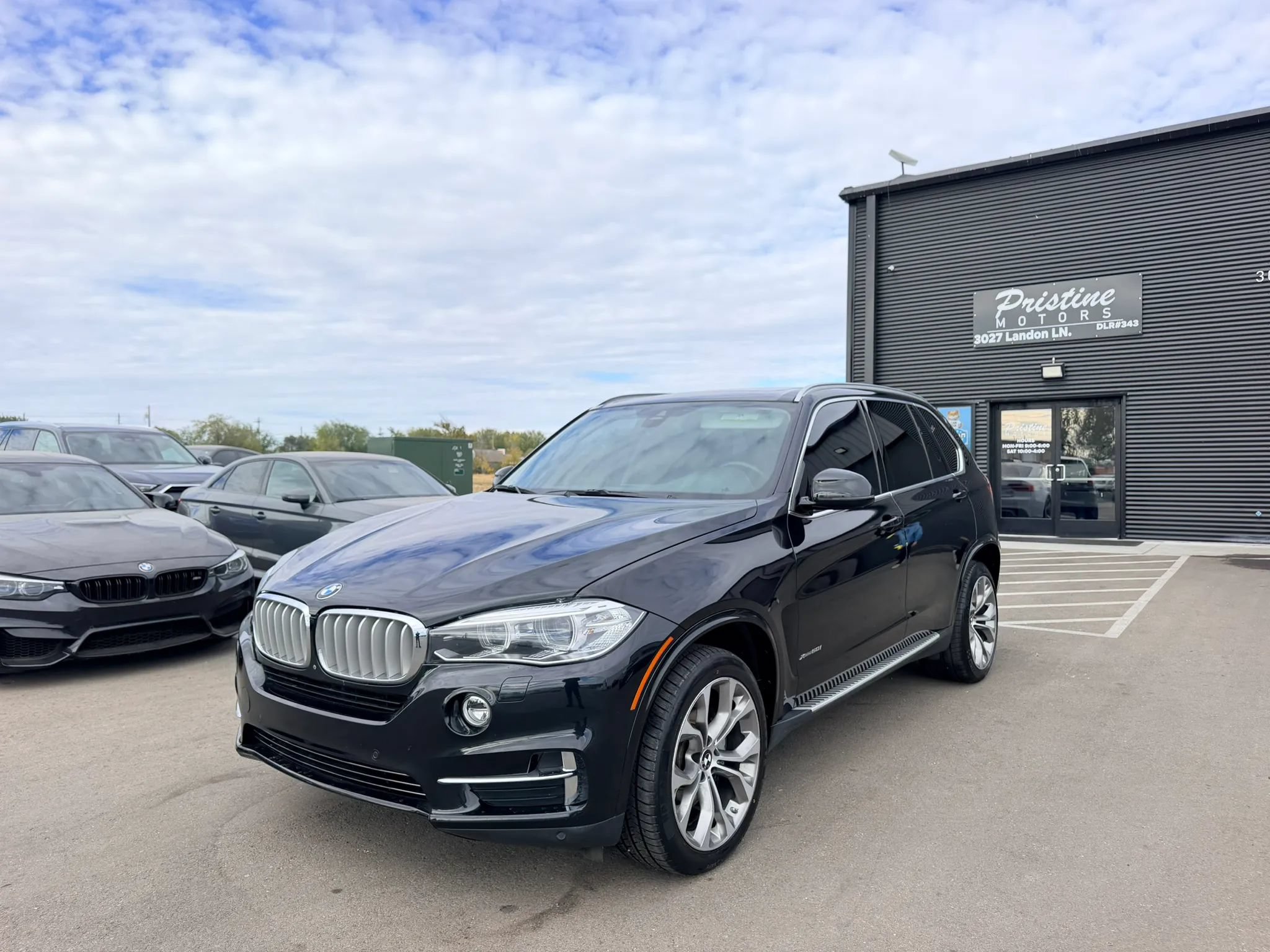 Used 2016 BMW X5 xDrive50i AWD/4WD image 1