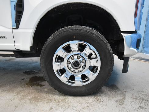 Used 2024 Ford F350 King Ranch w/ Chrome Package AWD/4WD image 43