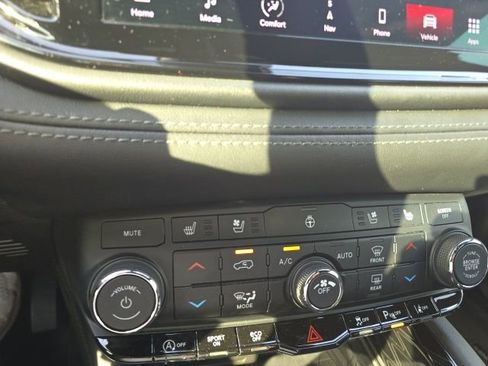 Used 2021 Dodge Durango Citadel w/ Premium Entertainment Group RWD image 14