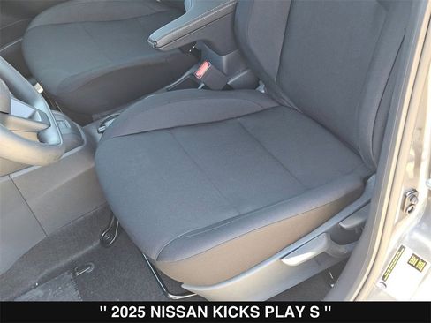 New 2025 Nissan Kicks Play S image 16