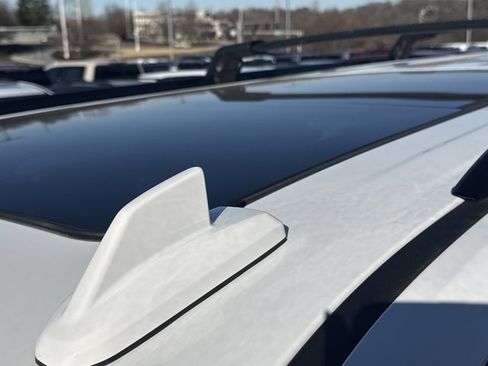 Used 2023 GMC Yukon XL AT4 w/ AT4 Premium Package image 17