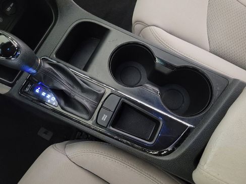 Used 2016 Hyundai Sonata SE FWD image 26