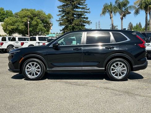 Used 2025 Honda CR-V EX image 6