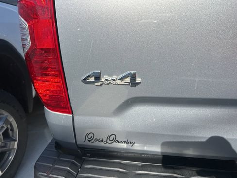 Used 2014 Toyota Tundra Limited AWD/4WD image 5