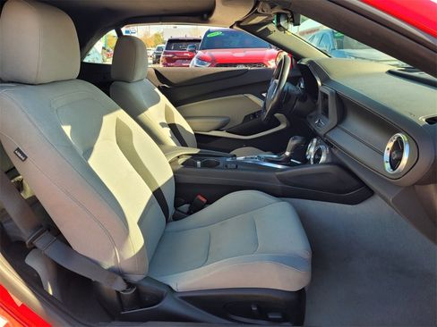 Used 2023 Chevrolet Camaro LT image 18