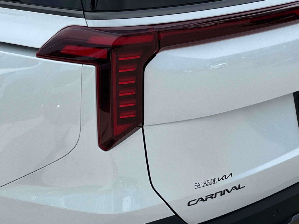 Certified 2026 Kia Carnival SX Prestige FWD image 37