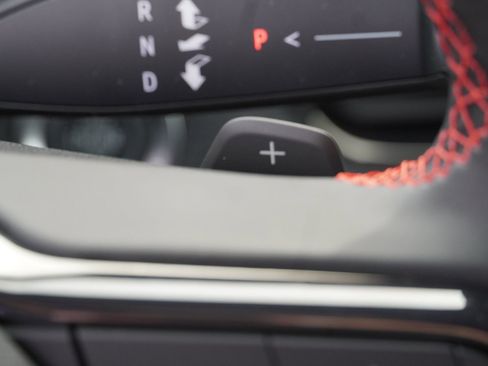 Used 2025 Chevrolet Equinox RS image 20