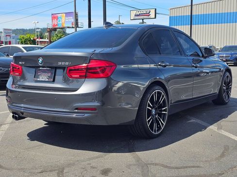 Used 2016 BMW 328i xDrive Sedan w/ Premium Package AWD/4WD image 5