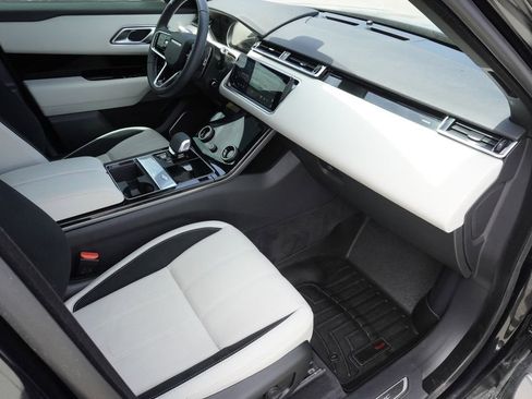 Used 2023 Land Rover Range Rover Velar R-Dynamic S AWD/4WD image 22