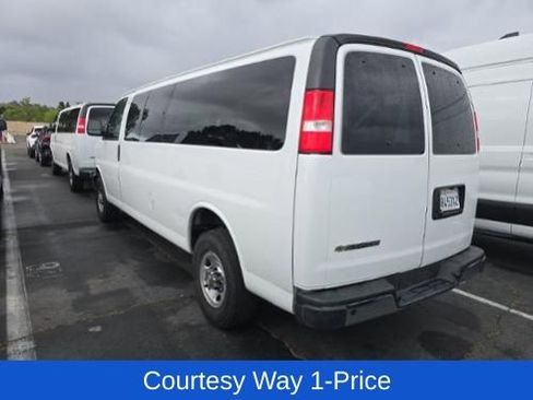 Used 2024 Chevrolet Express 3500 LT w/ LT Preferred Equipment Group RWD image 5