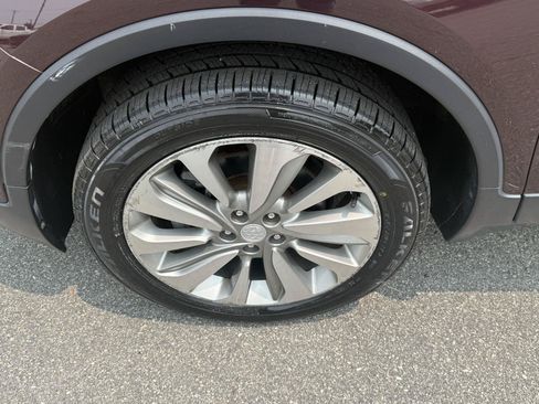 Used 2018 Buick Encore Preferred AWD/4WD image 11