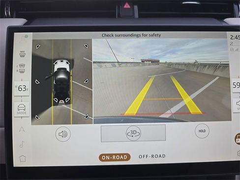 Used 2025 Land Rover Discovery Sport S image 21