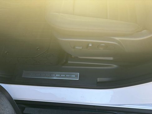 Used 2025 GMC Hummer EV 3X w/ LPO, Sport Package image 31