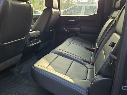 Used 2021 Chevrolet Silverado 1500 LT Trail Boss w/ Convenience Package II image 6