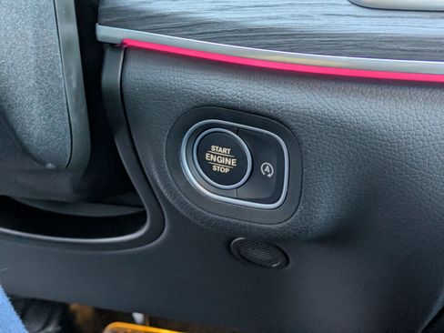 Certified 2025 Mercedes-Benz GLS 450 4MATIC w/ AMG Line Exterior image 20