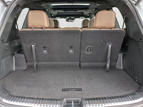 Used 2022 Kia Telluride SX w/ SX Prestige Package AWD/4WD image 6