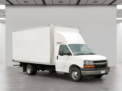 New 2025 Chevrolet Express 3500 w/ Power Convenience Package