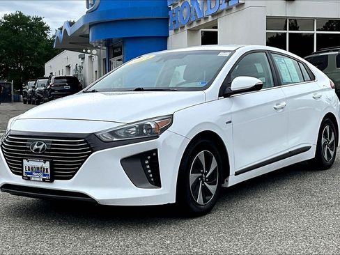 Used 2019 Hyundai Ioniq SEL FWD image 1