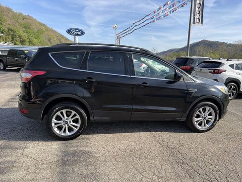 Used 2018 Ford Escape SE AWD/4WD image 3
