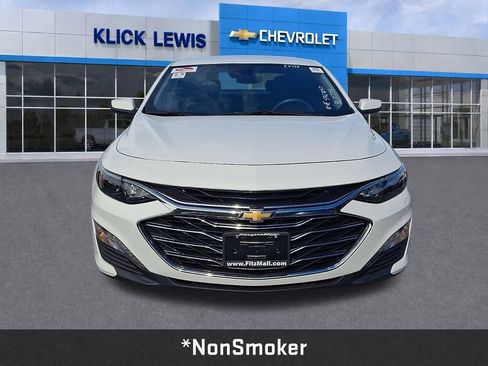 Used 2024 Chevrolet Malibu LT FWD image 2