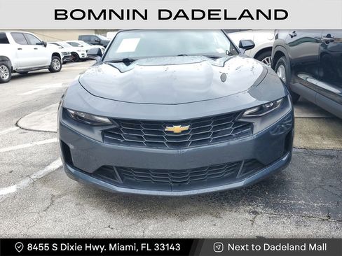 Used 2020 Chevrolet Camaro LT image 2