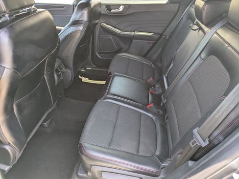 Certified 2025 Ford Escape ST-Line FWD image 18