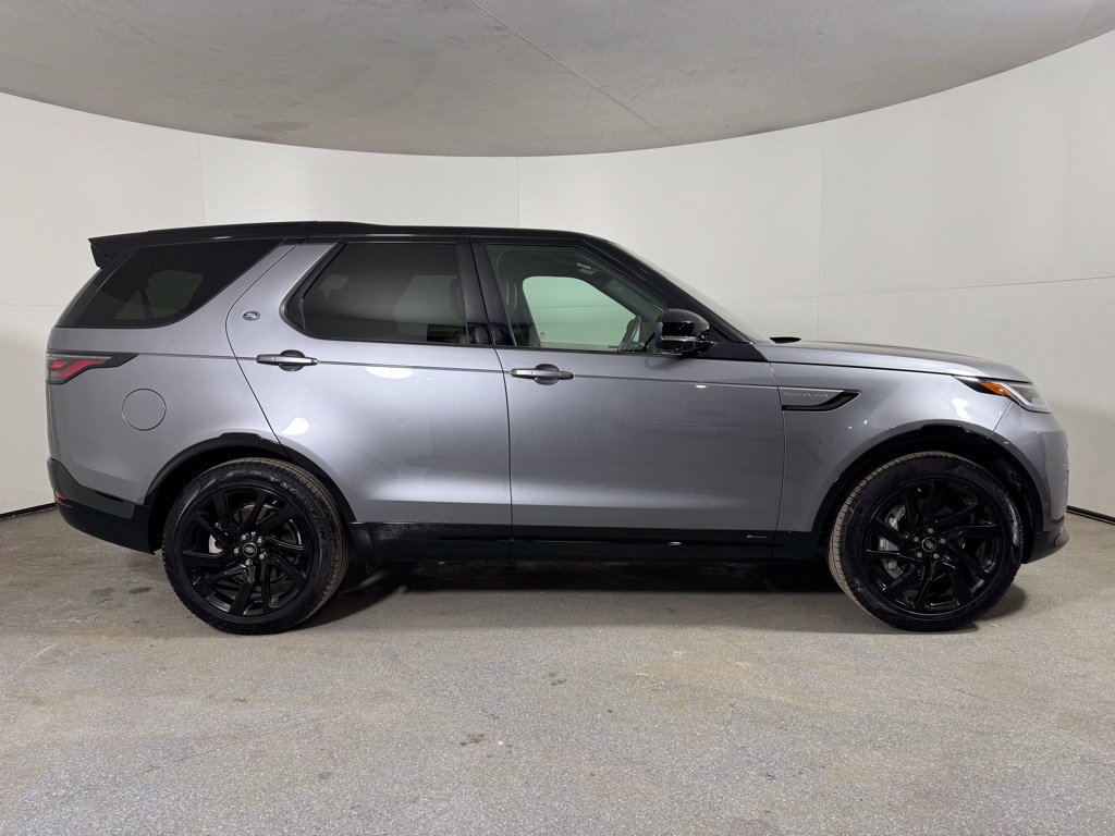 Used 2021 Land Rover Discovery S R-Dynamic AWD/4WD image 5