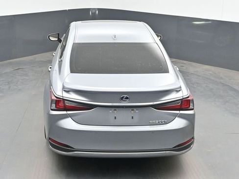 Used 2022 Lexus ES 300h Ultra Luxury w/ Accessory Package 2 FWD image 23