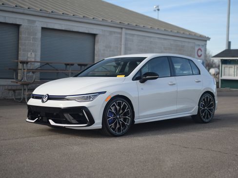 Used 2025 Volkswagen Golf w/ Euro Style Package image 24