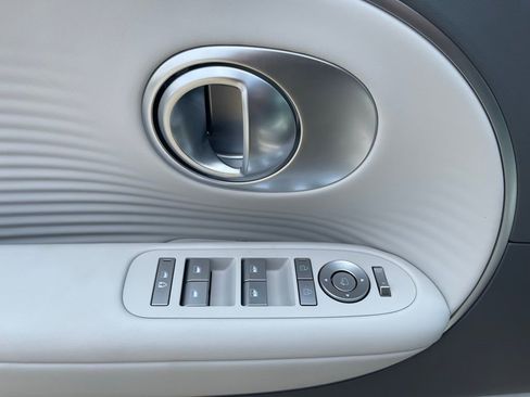 New 2026 Hyundai Ioniq 9 SEL AWD/4WD image 16